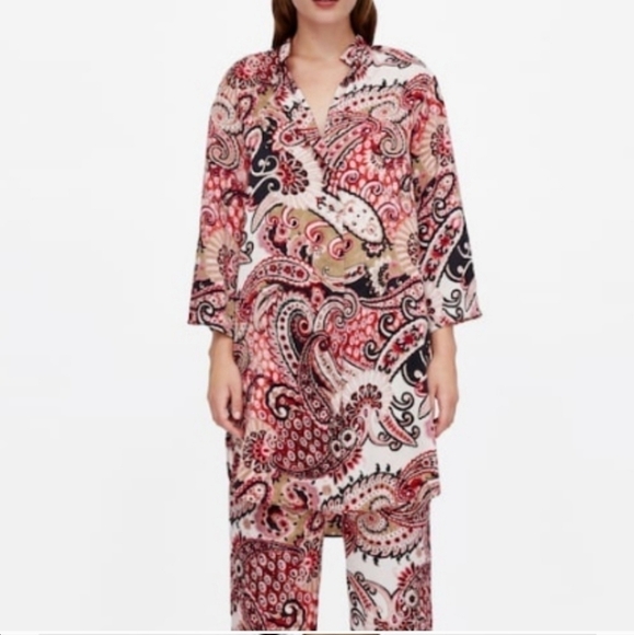 Zara Paisley Printed Overdized‎ Blouse - Picture 3 of 14